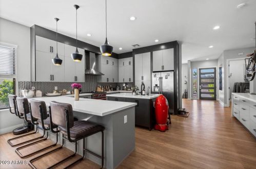 3033 26th St, Phoenix AZ  85016-7921 exterior