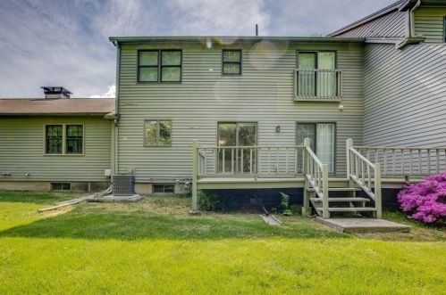 419 Southwick Rd, Montgomery MA 01085-4757 exterior