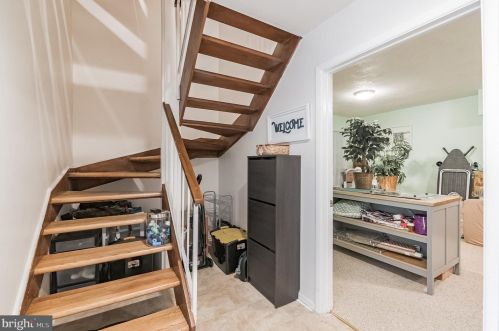 5430 Ring Dove Ln, Columbia, MD 21044-1716