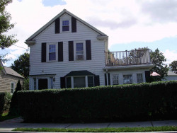 84 River St, Newton, MA 02465-1829