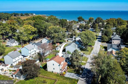 1176 Bayview Ave, Shady Side MD 20764-9523 exterior