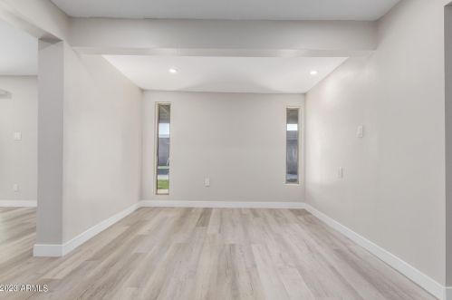 7332 17 Ave, Phoenix AZ 85085-6300 exterior