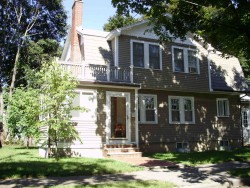 26 Star Rd, Newton, MA 02465-1040