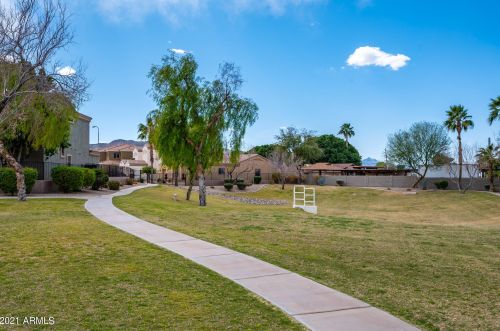 509 Beautiful Ln, Phoenix AZ 85041-7621 exterior