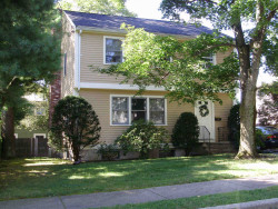 161 Adams Ave, Newton, MA 02465-1551