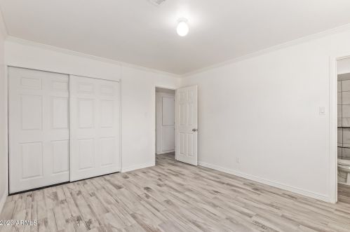 4923 Cheery Lynn Rd, Phoenix AZ  85031-3514 exterior