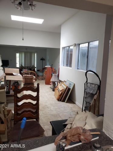 2610 Edgemont Ave, Phoenix AZ 85035-1735 exterior