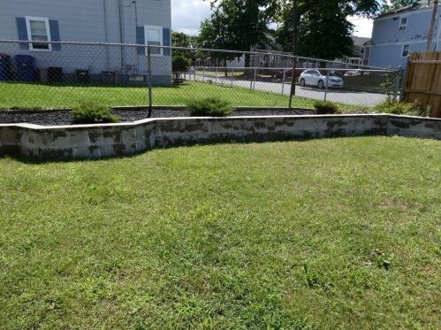 496 Nash Rd, New Bedford MA 02746-1827 exterior