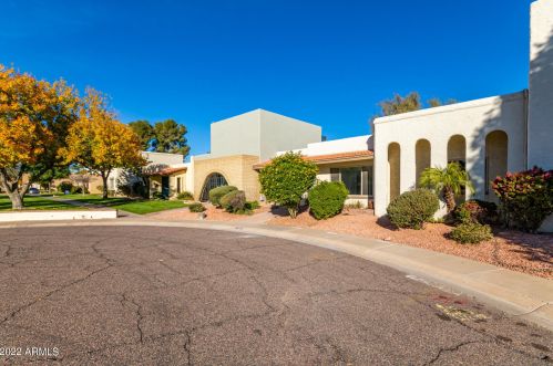 1714 Claremont St, Phoenix, AZ 85015-2028