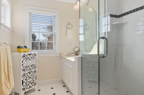 230 Skyline Dr, Chatham MA 02633-1720 exterior