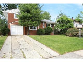 10 Dunster St, Carteret, NJ 07008-1608