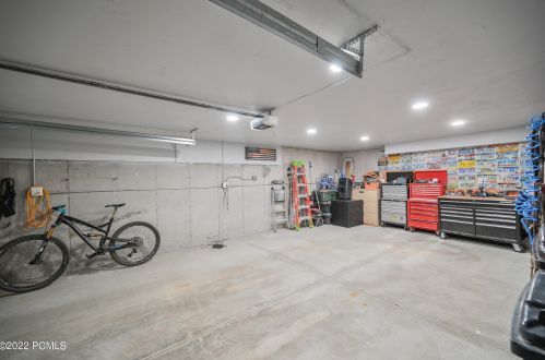 95 Aspen Dr, Park City UT 84098-5186 exterior