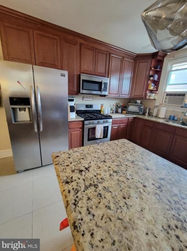 6113 6th St, Philadelphia PA  19120-1320 exterior