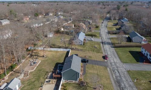 95 Copley Dr, Taunton MA 02780 exterior