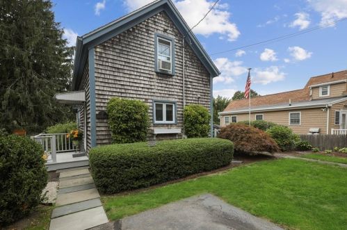 7 Pond Rd, Plymouth MA  02360-1973 exterior