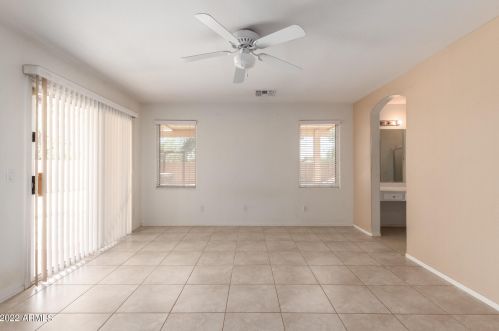 8227 Apache St, Phoenix AZ 85003-2726 exterior