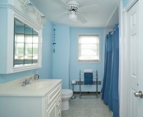 421 Britannia St, Taunton MA 02780-1853 exterior