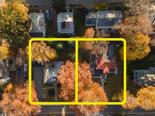 24 Newtonville Ave, Newton MA 02458-1828 exterior