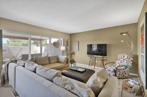 4031 Charter Oak Rd, Phoenix AZ 85032-7470 exterior