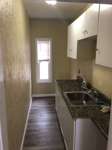 26 Hooper St, Worcester MA 01605-2748 exterior