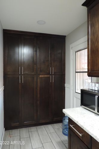 4001 61 St, Phoenix AZ 85033-1712 exterior