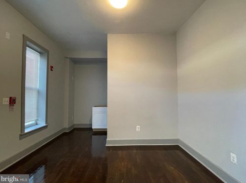 1815 20 St, Philadelphia PA 19145-2048 exterior