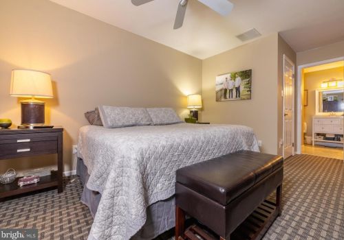 104 Cinnamon Rd, West Deptford NJ 08086-2400 exterior