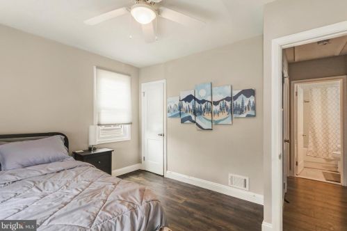 703 Washington Ave, West Deptford NJ 08096-1035 exterior