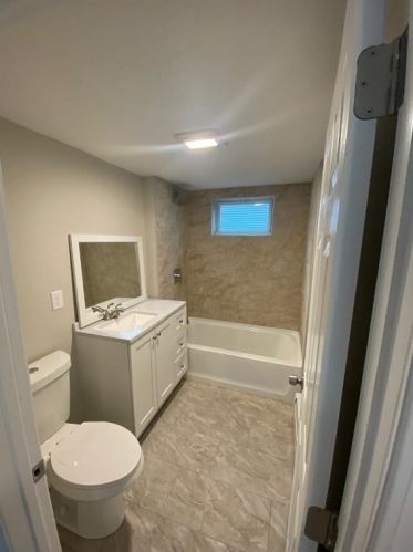 21 Sigel St, Worcester MA 01610-1824 exterior