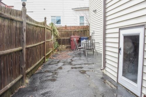 784 Broadway, Everett MA 02149-4046 exterior