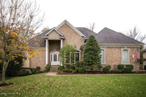 12600 Valley Pine Dr, Louisville, KY 40299-4183