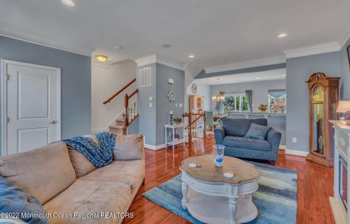 136 Kyle Dr, Tinton Falls NJ  07712-7537 exterior