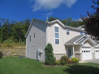 9 Ferndale Ln, Hardyston, NJ 07419-9730