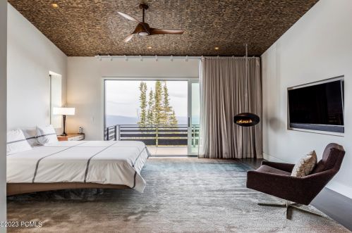 143 White Pne Cyn Rd, Park City UT 84060-6505 exterior