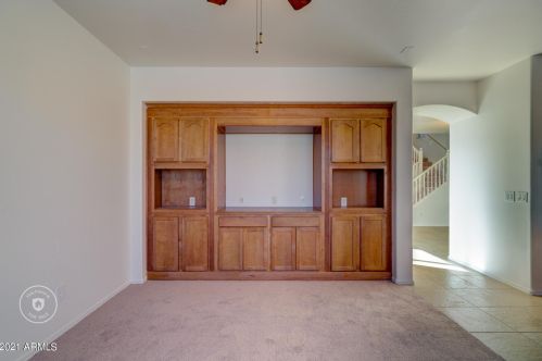 2222 Bowker St, Phoenix AZ 85040-3483 exterior