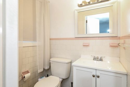 83 Colonial Dr, Taunton MA 02780-3801 exterior