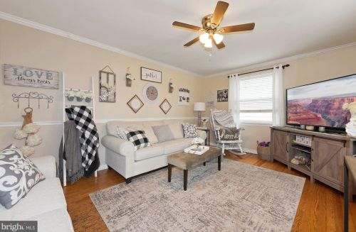 271 Mantua Blvd, West Deptford, NJ 08051-1058