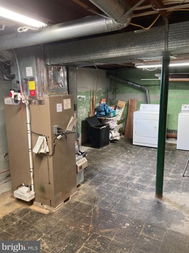 124 Military Dr, West Deptford NJ 08063-1507 exterior