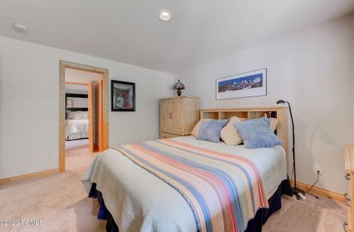 7794 Pinebrook Rd, Park City UT 84098-5348 exterior