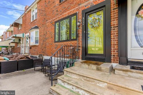 3139 20th St, Philadelphia, PA 19145-5451