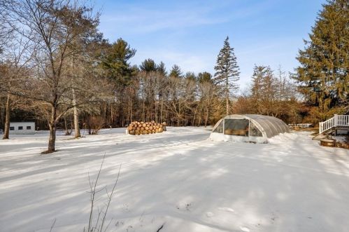 232 Littlefield Rd, Acton MA 01719-1214 exterior