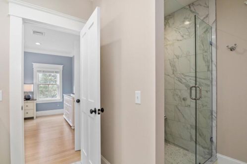 125 Seaview St, Chatham MA 02633-2330 exterior