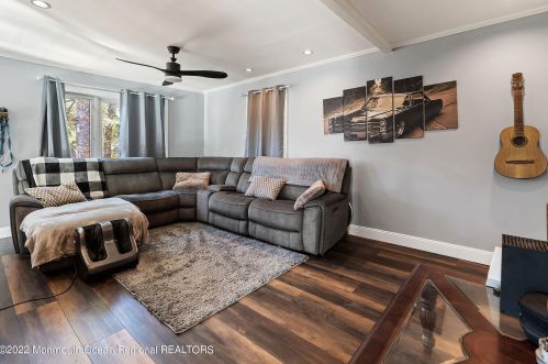 847 Bennetts Mills Rd, Jackson Twp NJ  08527-2754 exterior