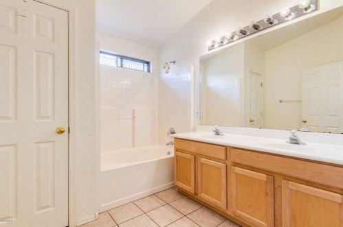 4062 Agave Rd, Phoenix AZ  85044-0608 exterior