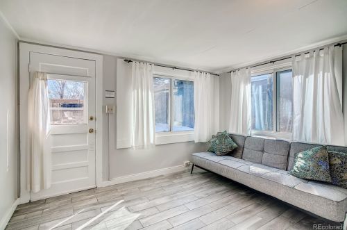 3384 Corona St, Englewood CO 80113-2827 exterior