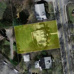 829 Chestnut St, Newton MA  02468-2328 aerial view