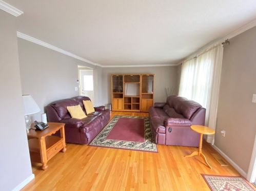 26 Julie Pl, New Bedford, MA 02740-3000