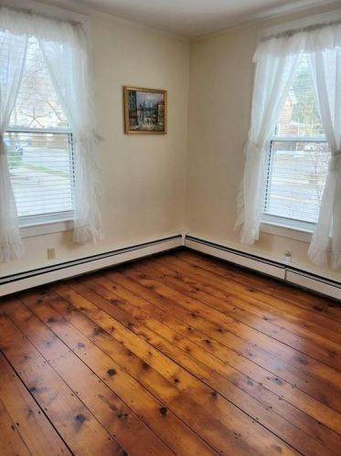 98 Central St, Ipswich MA 01938-1904 exterior