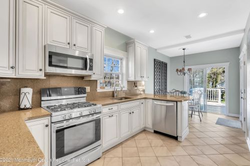 119 Pearl St, Tinton Falls NJ 07701-1522 exterior