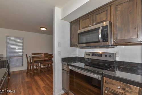 2206 Cambridge Ave, Phoenix AZ 85006-1415 exterior